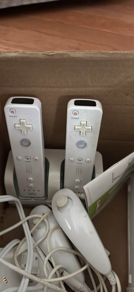 WII system - photo 3