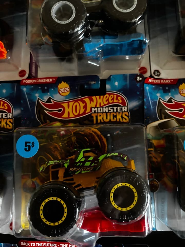 New hot wheels monster trucks - photo 4