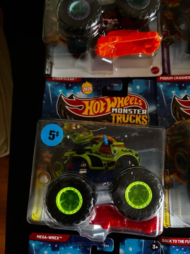 New hot wheels monster trucks - photo 5