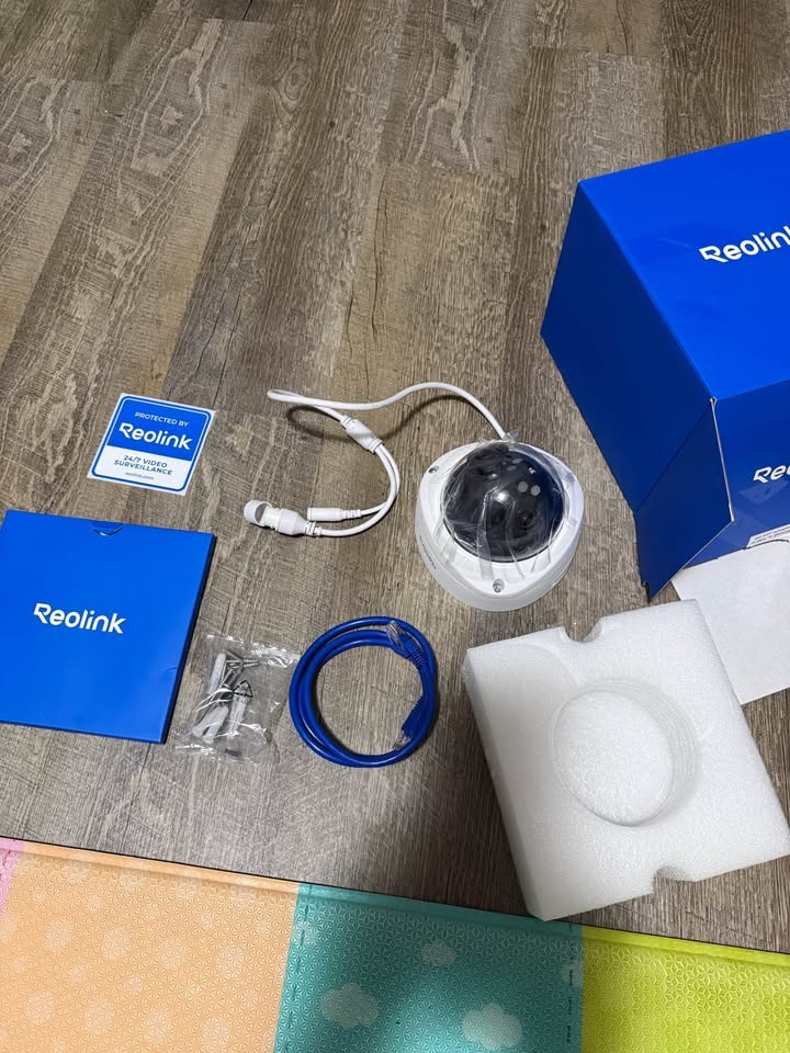 Reolink 16MP UHD 180° Dual-Lens PoE Security Camera - photo 2
