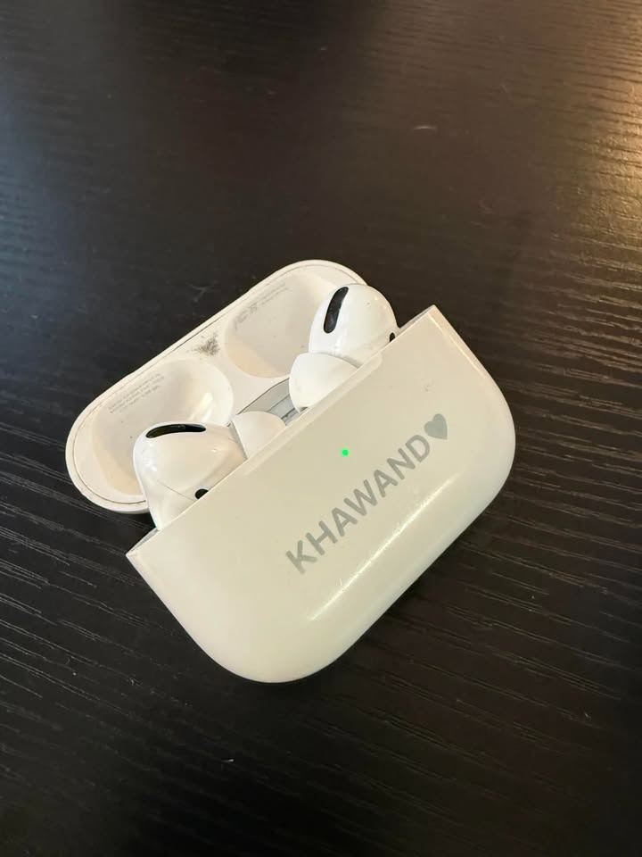 Apple AirPods Pro (1st Generation) – $55 - photo 3
