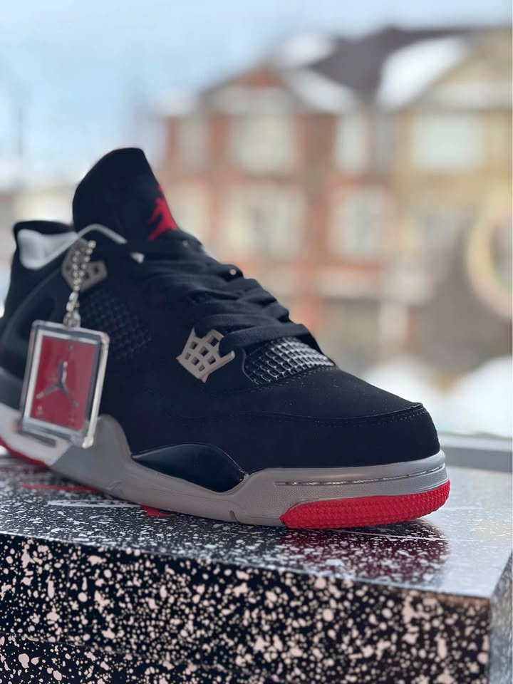 Jordan 4 Breds