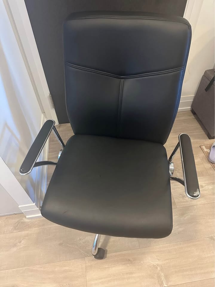 Work chair - photo 2