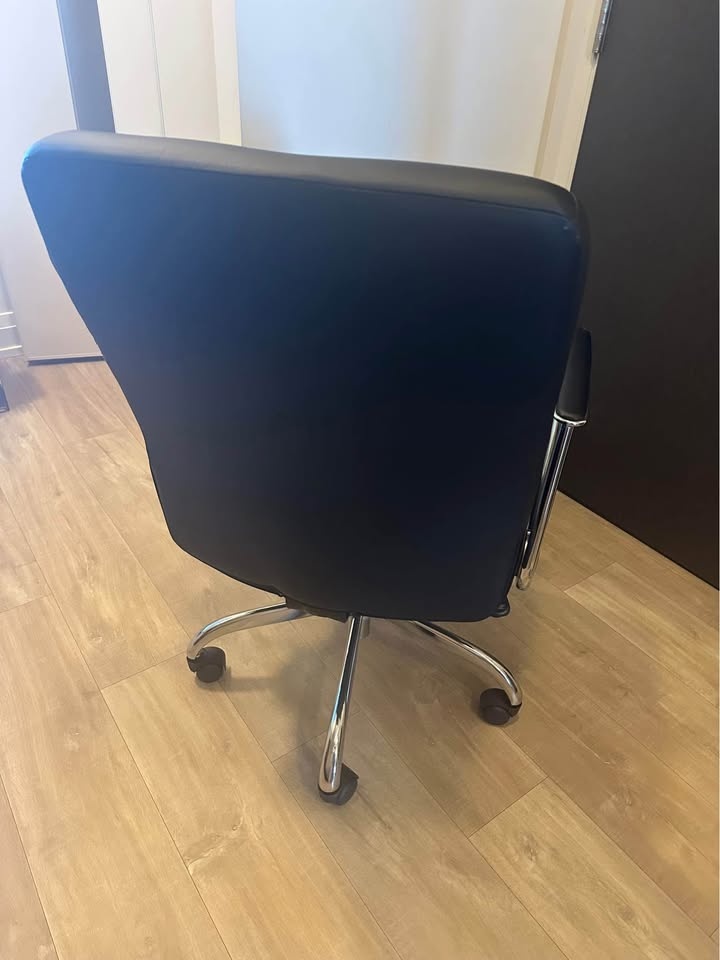 Work chair - photo 4