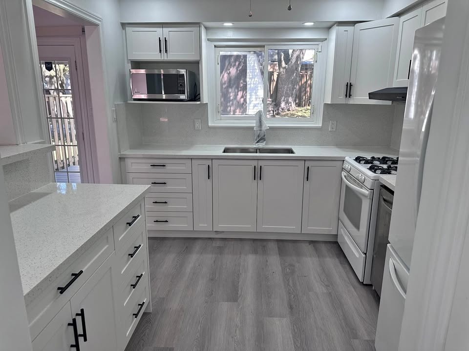 3 Beds 2 Baths House