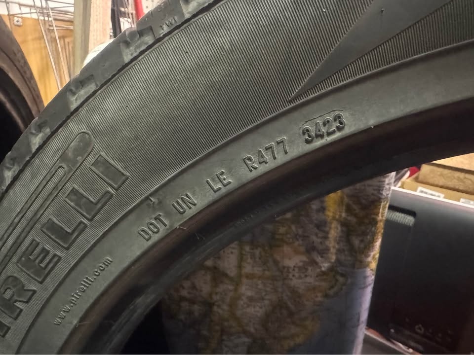 285 45 22 / 285/45 R22 Pirelli - photo 3