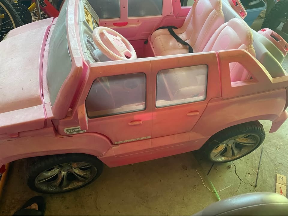 Pink Cadillac children Truck - photo 3