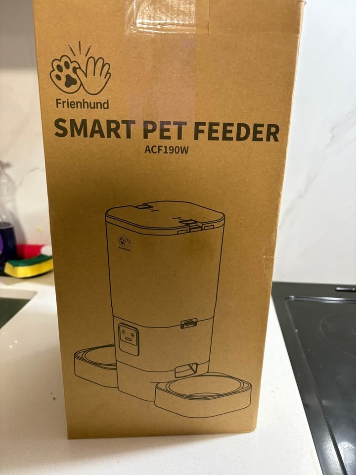 Smart Pet Feeder - photo 3
