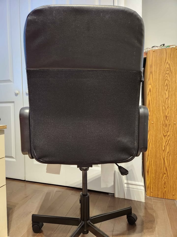 Office Chair - photo 2
