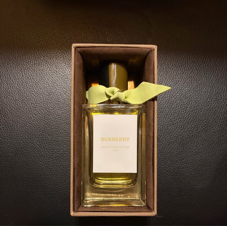 Burberry Hawthorn Bloom 12% 100ML - photo 5