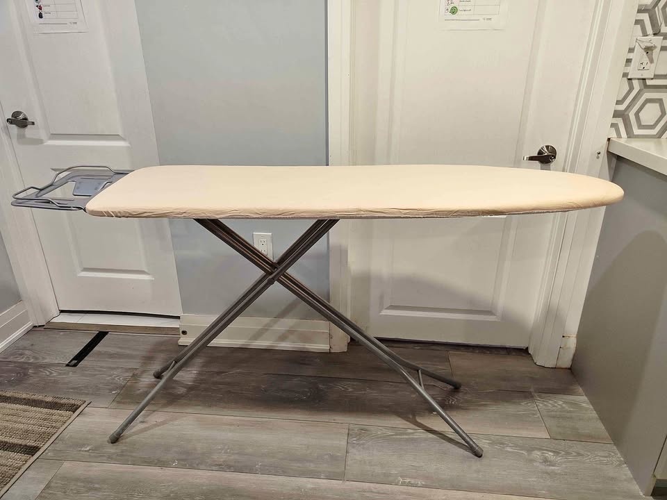 Ironing Board/Table