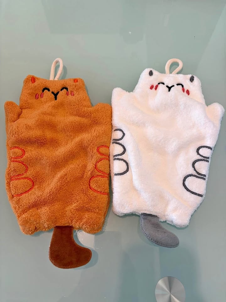Cute cat hand towels