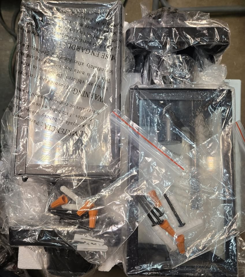 💡 NEW Modern Outdoor Post Light Fixtures – 2 Pack (In Box)💡 - photo 5
