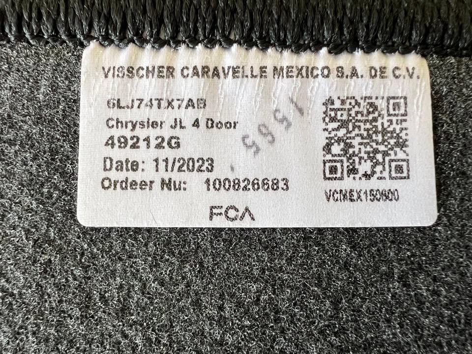 Jeep Gladiator JT Front & Rear Floor Mats – 2020–2023 - photo 4