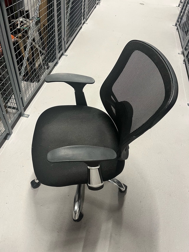 Office Chair - photo 3