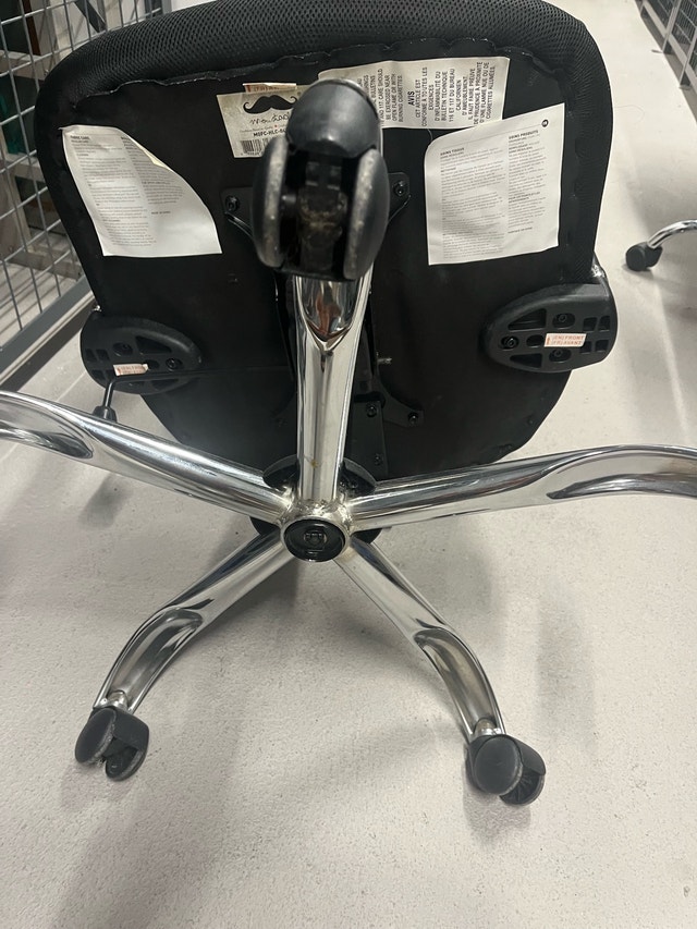 Office Chair - photo 4