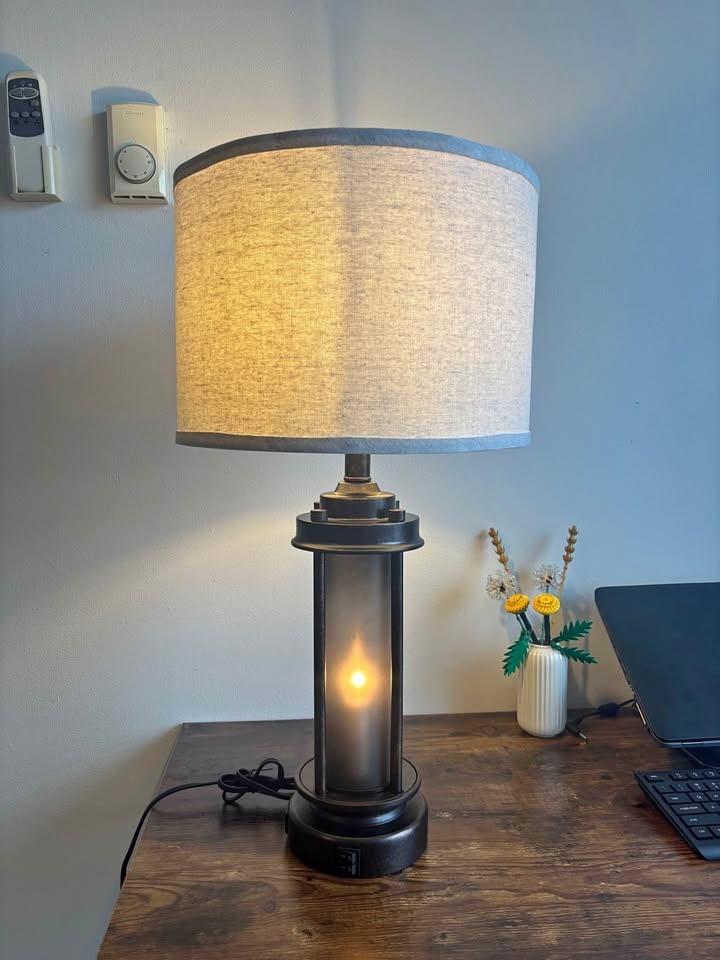 2 set table lamps