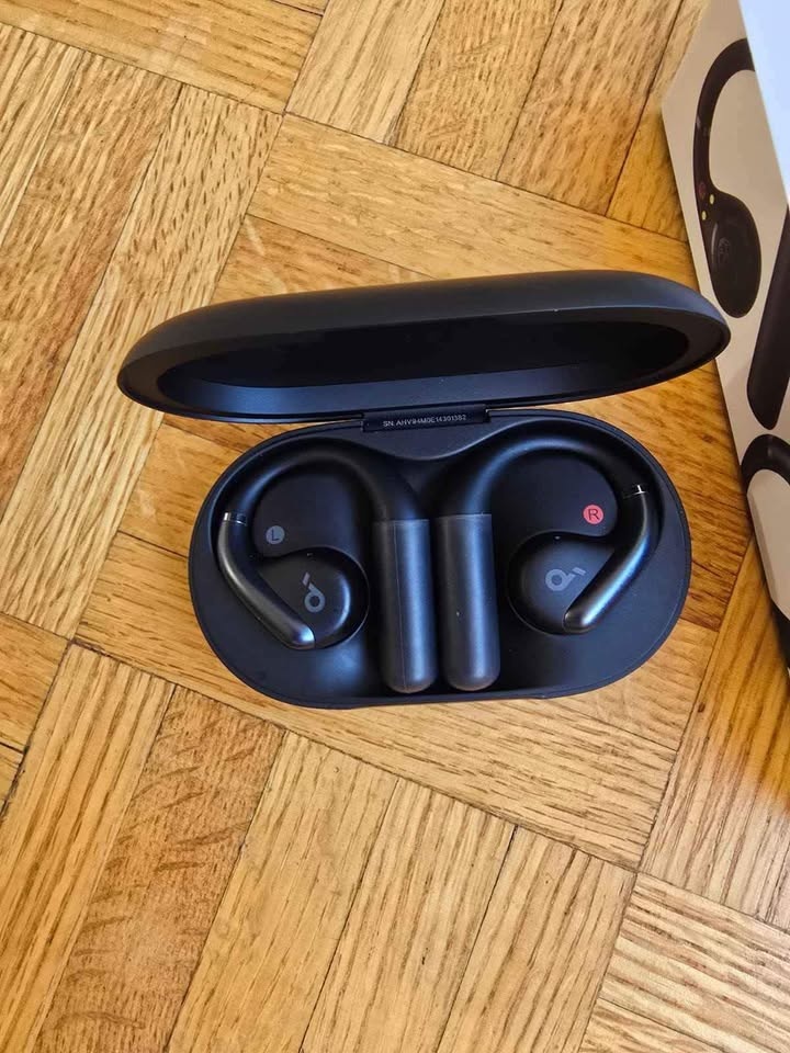Anker Soundcore Aerofit open ear earbuds headset - photo 3