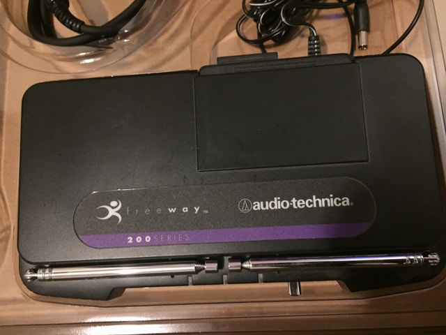 Audio Technica Wireless Guitar Transmitter - photo 4