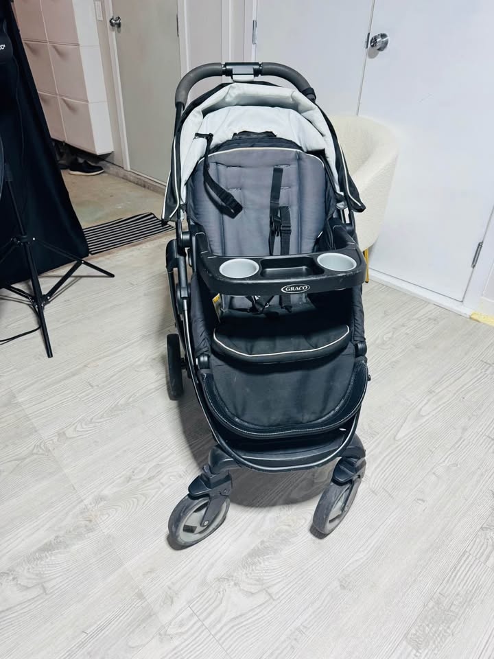 Graco Modes Stroller - Good Used Condition - photo 2