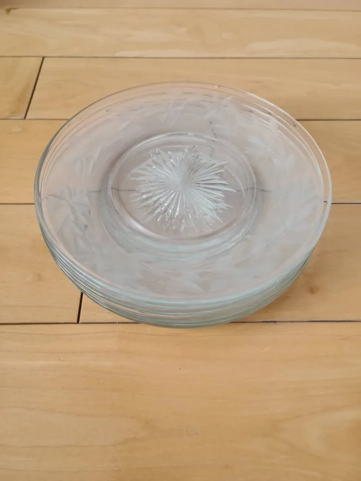 Set Of 6 Pressed Glass Dessert Plates image indicator(3)