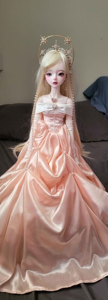 Princess Saddie 1/4 recast bjd doll full set for sale + original - photo 2
