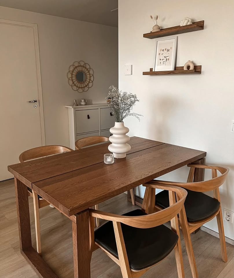 4 to 6-seat oak wood veneer brown dining or kitchen table - photo 2