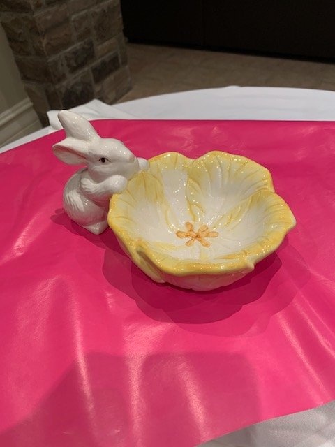 Bowl Bunny Sunflower Vintage Embossed Bowl Dept 56 - photo 3