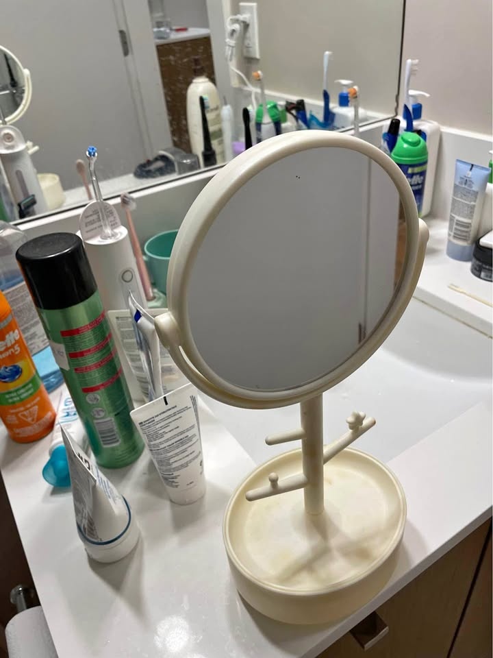 Desk mirror (Two sides)