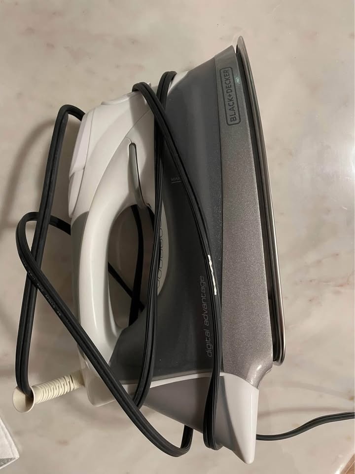 Black & Decker Digital advantage professional iron - photo 2