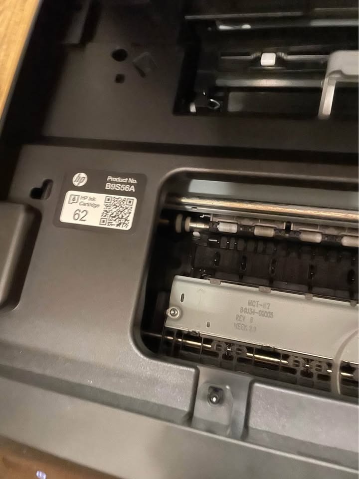 HP ENVY 5640 printer/scanner - photo 5