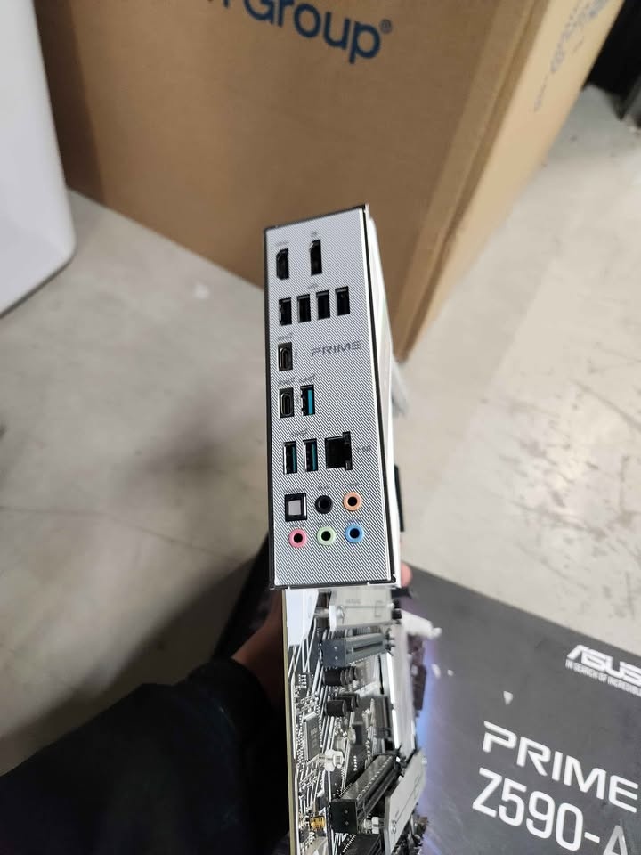 Asus z590-A prime motherboard - photo 3