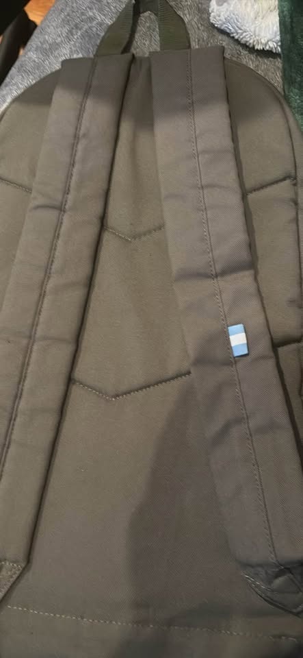 Backpack for Sale – New But Zipper Broken – Cheap Deal - photo 4