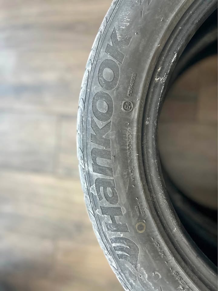 215 55 17 HANKOOKS (only2)