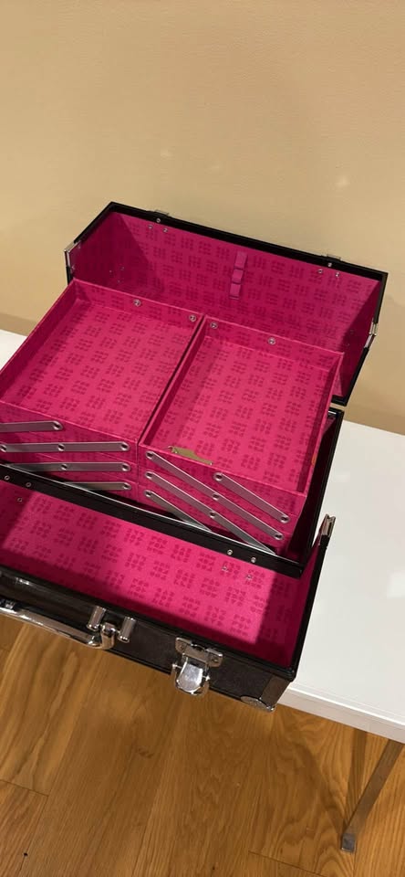 Primped & Polished Makeup Case - photo 2