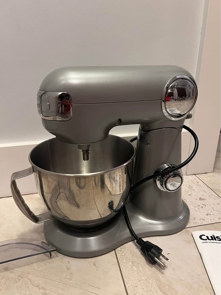 Cuisinart 12 speed stand mixer OBO - photo 3