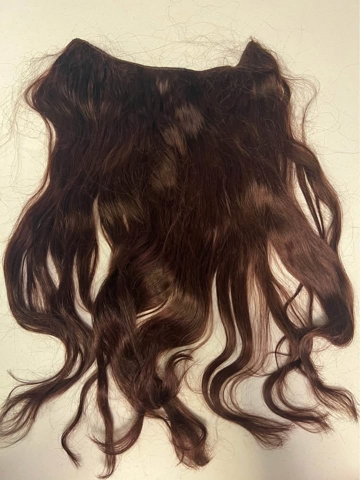 Sitting pretty hair extensions OBO - photo 2