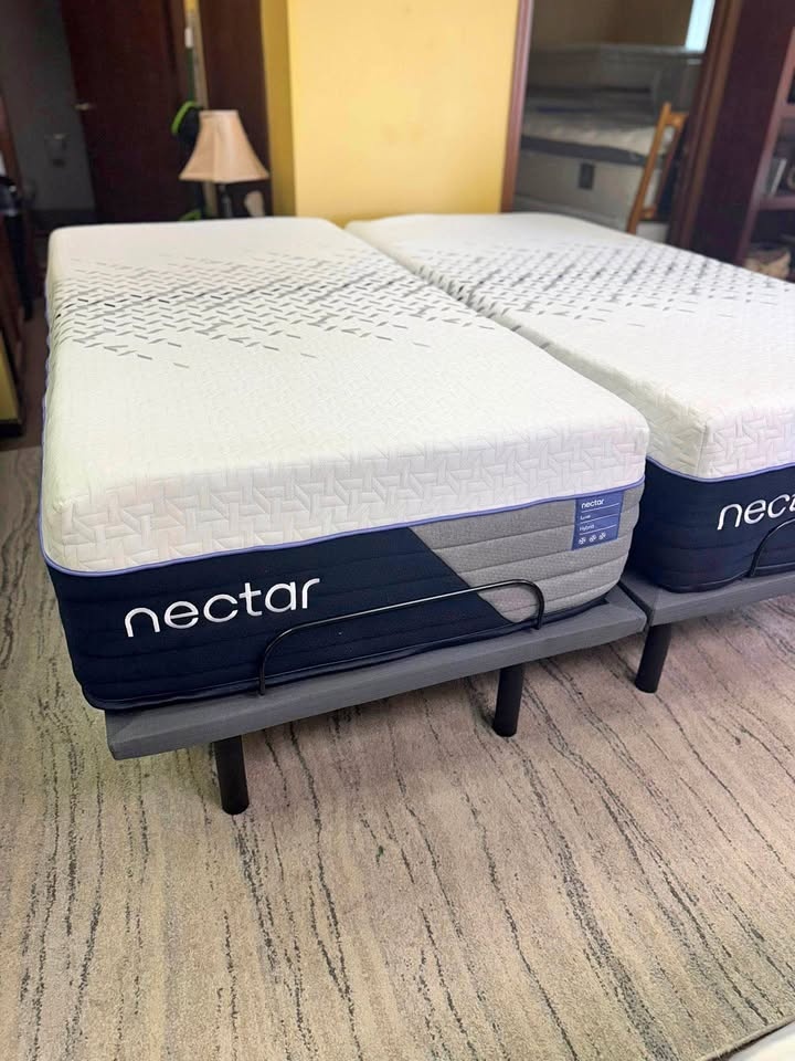 Nectar Luxe Hybrid, Twin XL, Like New, Perfect Condition, 2 avai