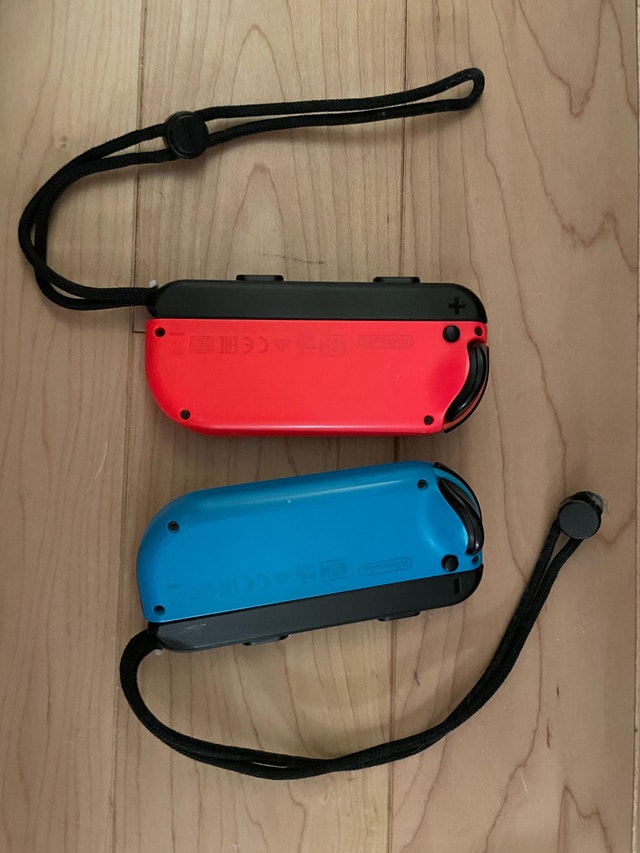 Nintendo Joy-Cons for parts only 🥕(both have drift issue) - photo 2