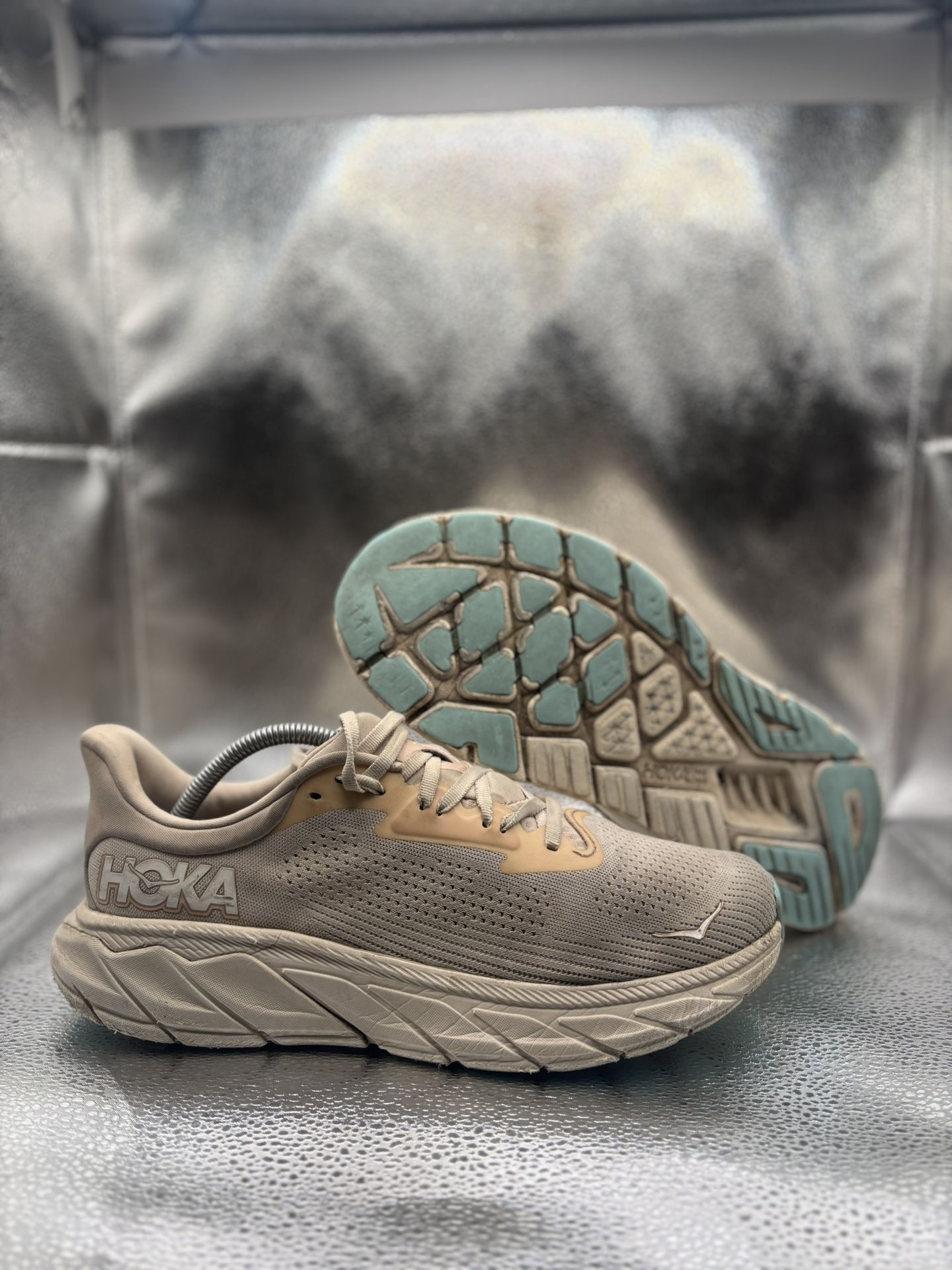Hoka One One Arahi 7 Vanilla Cream