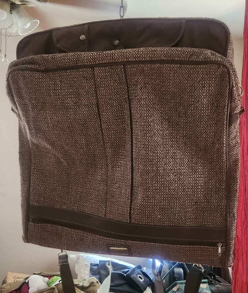 Business traveler luggage - photo 2