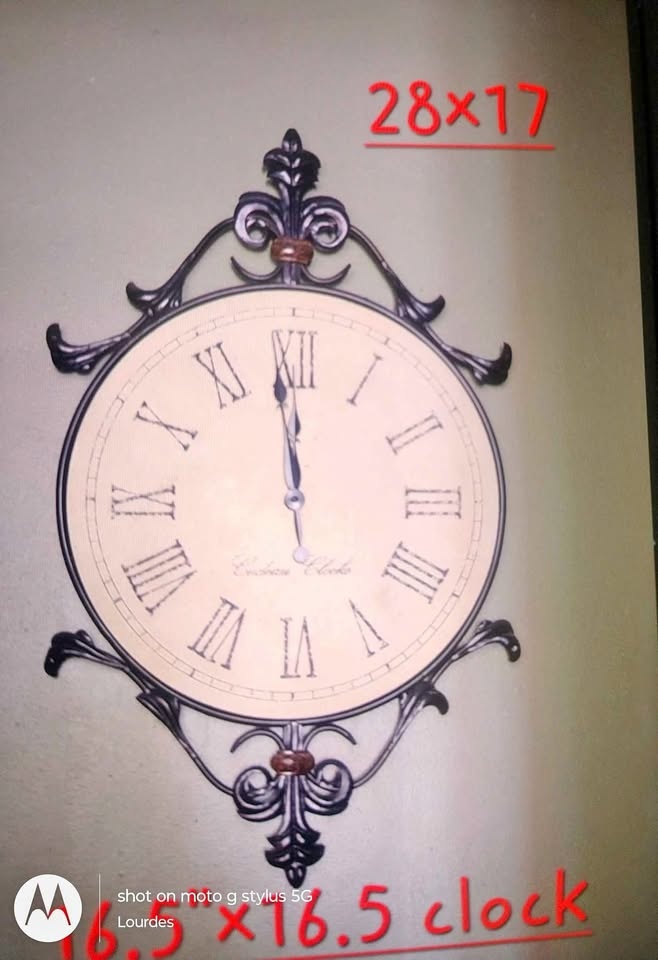 Retro Metal clock