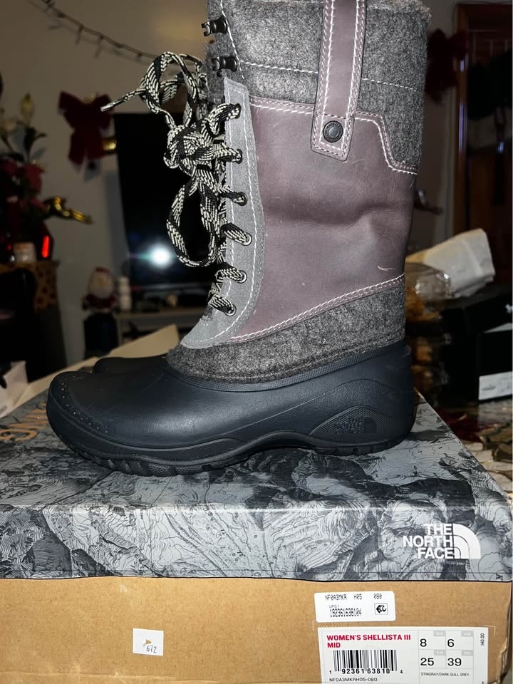 New The North Face boots size 8 - photo 2