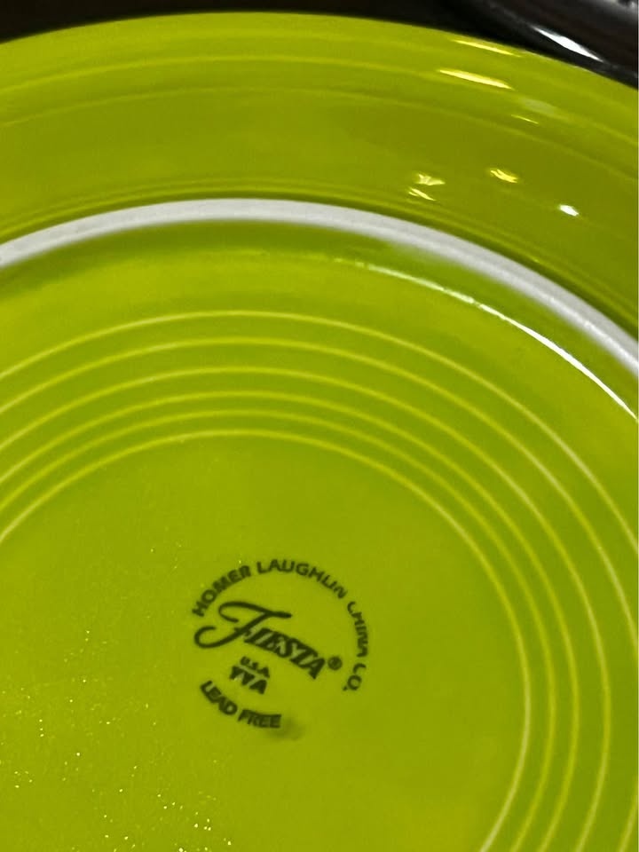 Plate set - green red and brown - new never used - photo 3
