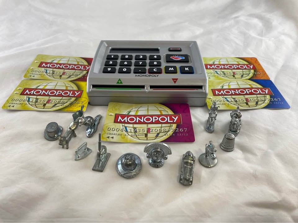 2008 Monopoly Here & Now Replacement Pieces - photo 2
