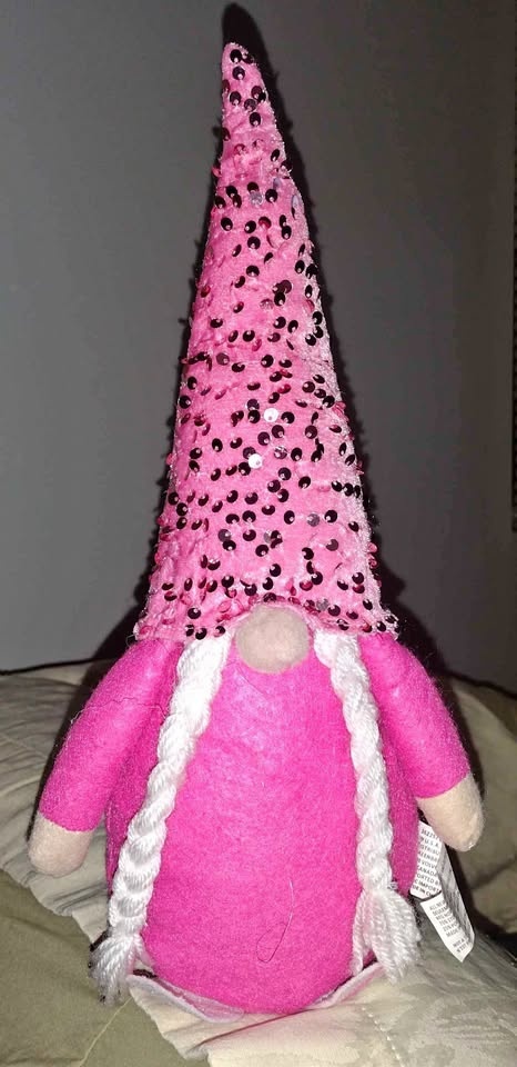 Gnome body loves me please read**
