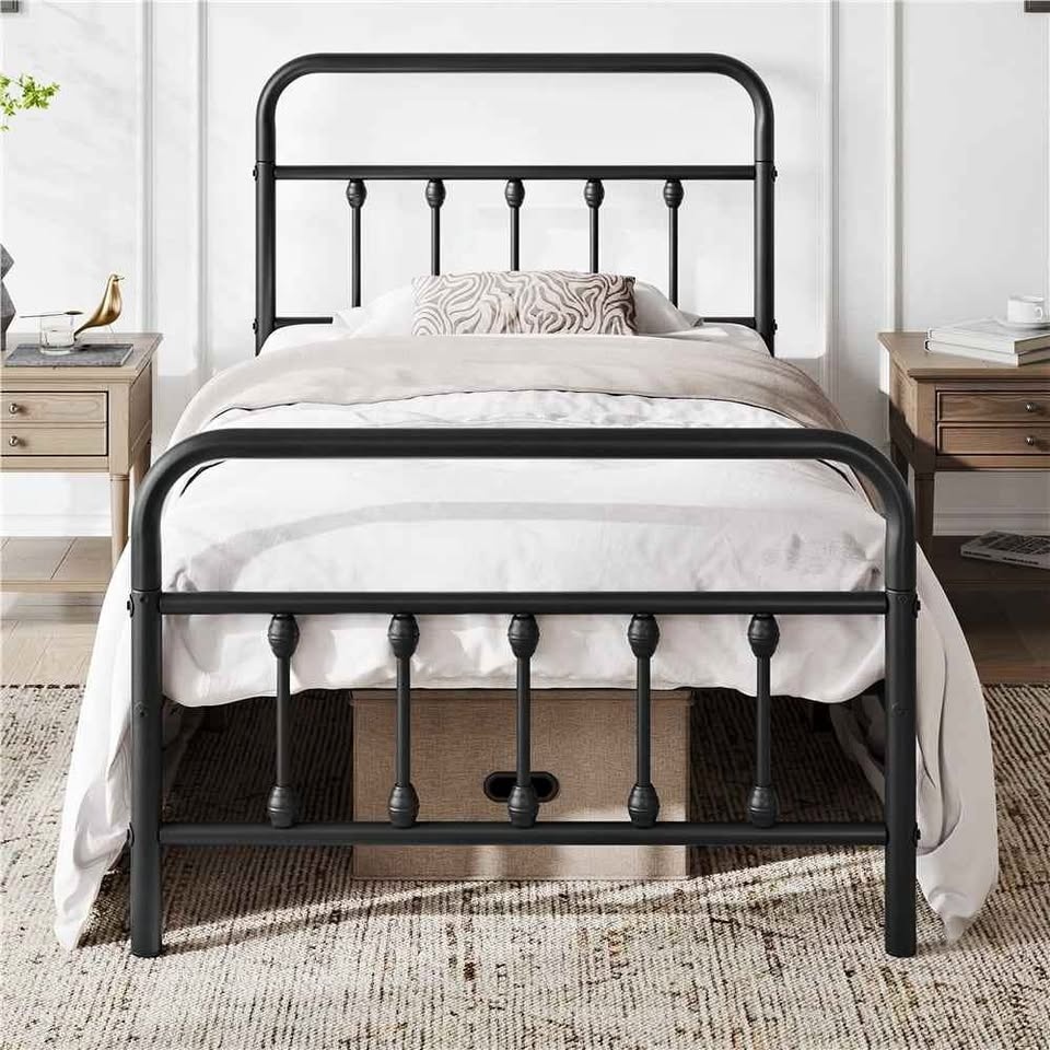 Fullfurnique Metal Platform Bed, Twin, Black