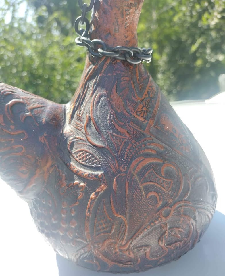 Embossed leather wrapped glass wine decanter - photo 5