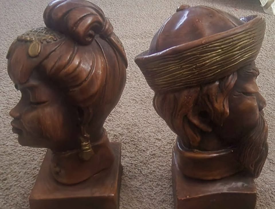 Asian couple sculpture 12x5 - photo 5