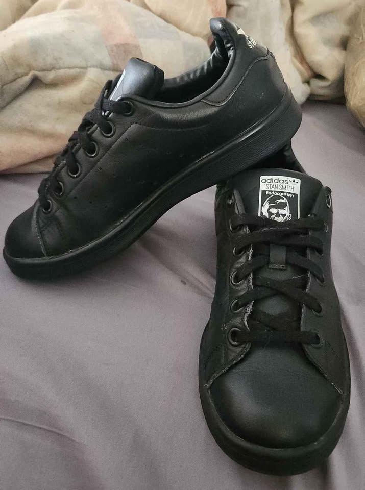 2 pairs Sporty sneakers for kids, Please read - photo 3